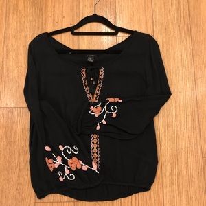 Floral Embroidered Black crop top